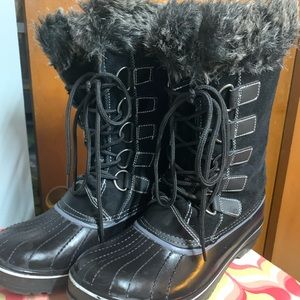 Winter boots